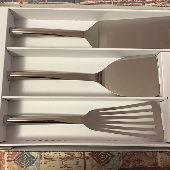 NEW in box Williams Sonoma stainless steel tools kitchen spatula set. - Picture 2 of 7